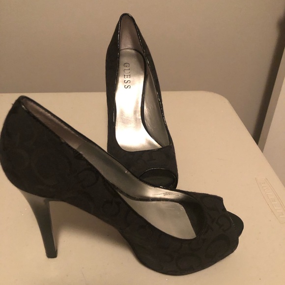 GUESS HEELS - Picture 3 of 3